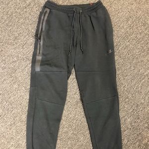 nike tech fleece pants